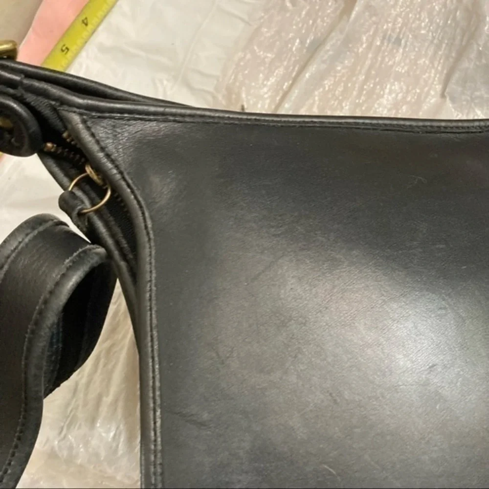 Coach black leather legacy zip bag 9966